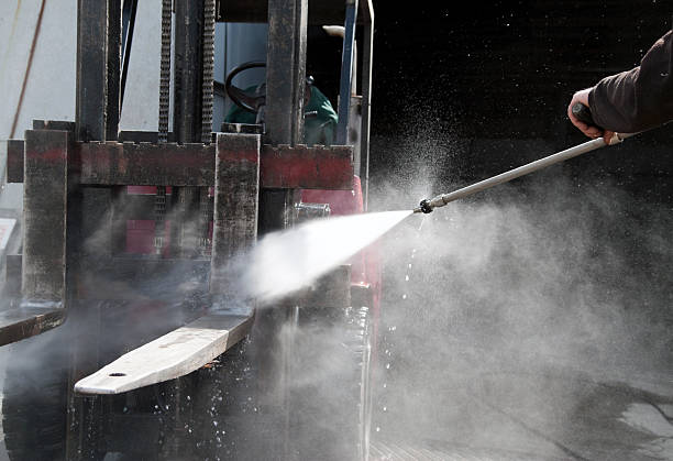 Best Commercial Building Pressure Washing  in Lockport, NY
