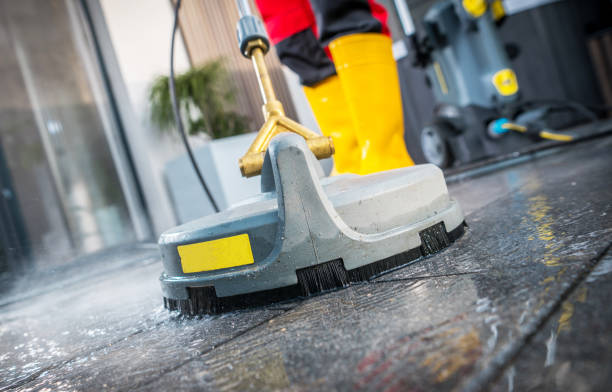 Best Commercial Pressure Washing  in Lockport, NY
